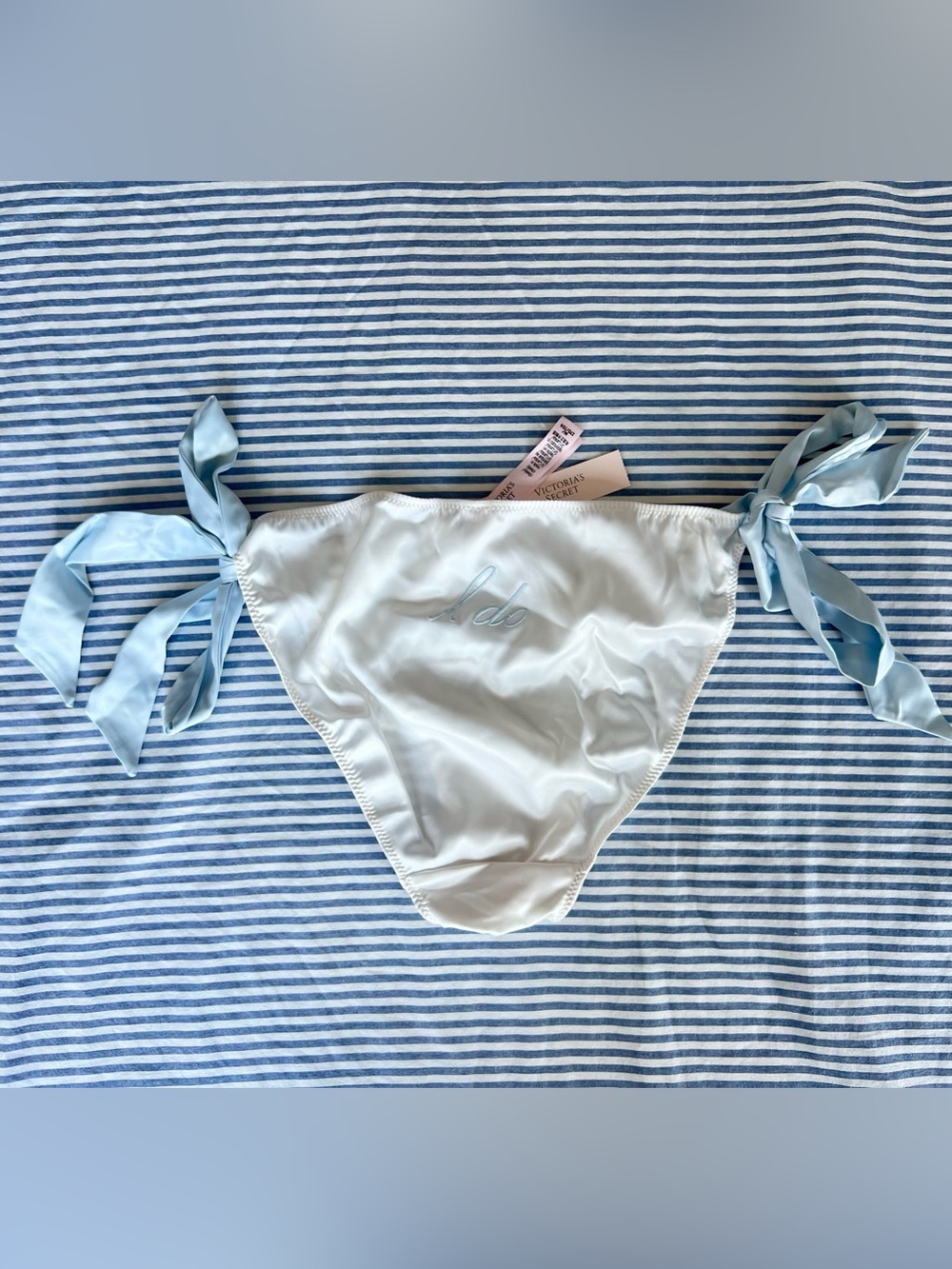 Victoria's Secret White Satin 'I Do' Tie-Side Cheeky Panties M size NWT Bridal